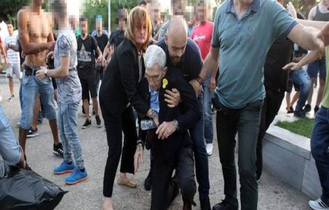 Primarul orasului Salonic a ajuns la spital dupa ce a fost batut de nationalisti