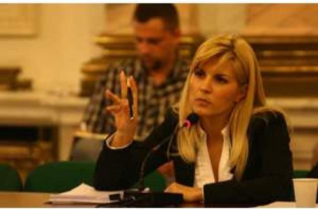 Udrea, agentul 007 de la Turism 