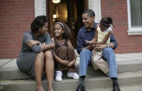 Obama isi foloseste garzile de corp pentru a-i indeparta pe baieti de fiicele sale