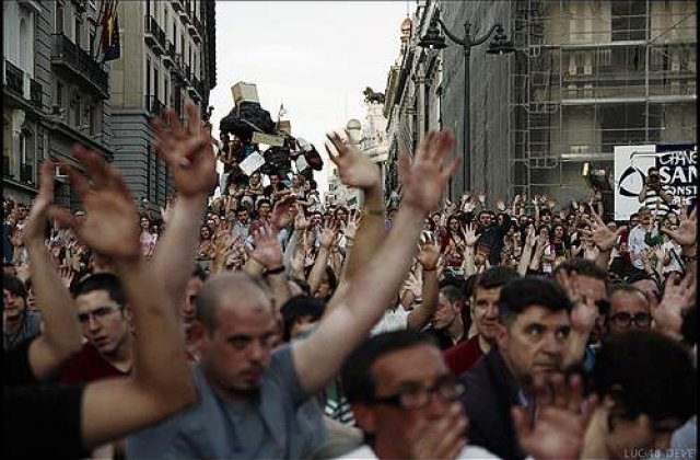 Madrid: Violente impotriva vizitei Papei