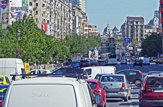 Bucurestenii se numara printre cetatenii UE cei mai nemultumiti de curatenia orasului lor