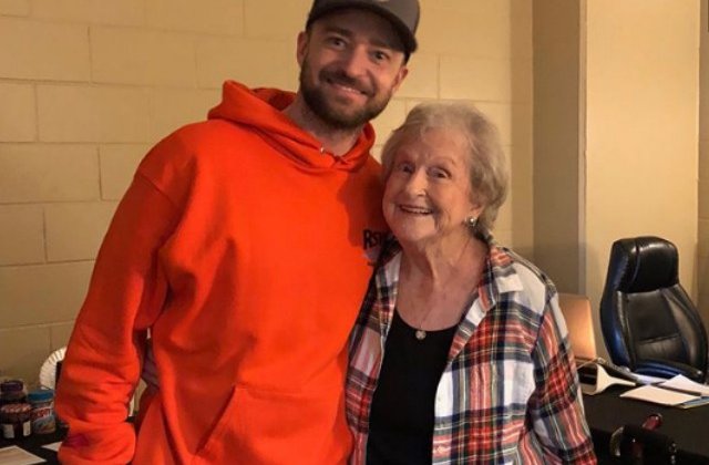 Justin Timberlake si-a surprins cel mai devotat fan: o batrana in varsta de 88 de ani / VIDEO