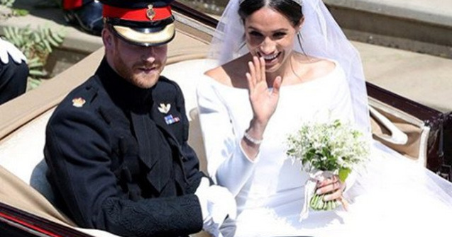 Cadourile primite de invitati la nunta regala, vandute pe internet