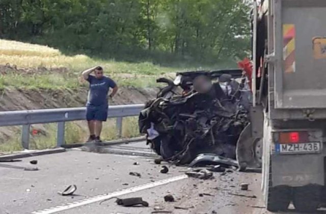 Autoritatile estimeaza ca 13 copii au ramas orfani in urma accidentului rutier din Ungaria