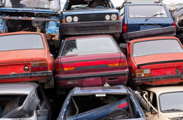 Proiect: vouchere de 1.000 de euro pentru soferii bucuresteni care vor sa caseze o masina veche si sa cumpere un automobil nou