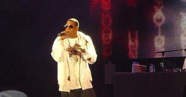  Video  Bacsis de milionar: Cati bani le da Jay-Z chelnerilor?