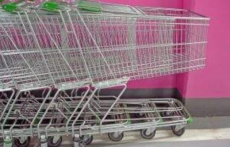 Reteaua Profi a ajuns la 100 de magazine