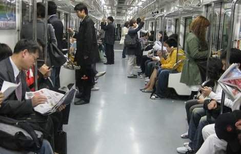 Seoul: Femeile vor circula cu un `Metrou doar pentru Femei`