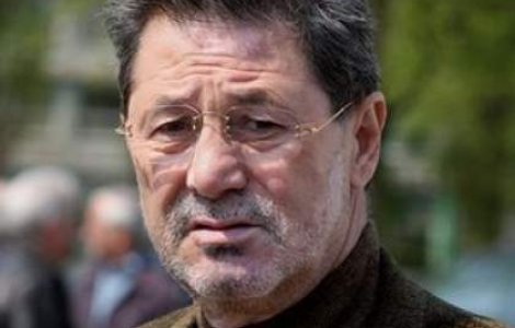 Fiul lui Cornel Dinu si-a amanat nunta pentru tatal sau