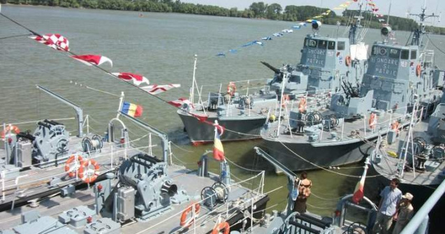 Flota Romaniei: Cimitirul "vesel" al lui Basescu