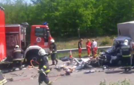 Un nou accident pe autostrada din Ungaria. Un roman a murit / VIDEO
