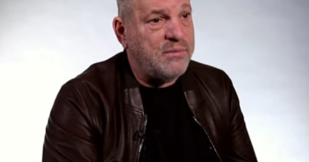 Harvey Weinstein s-a predat politistilor din New York si a fost pus sub acuzare de viol si agresiune sexuala