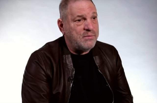 Harvey Weinstein s-a predat politistilor din New York si a fost pus sub acuzare de viol si agresiune sexuala