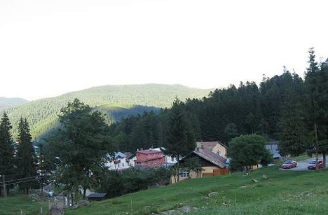 [VIDEO] Schi in plina vara, in Busteni