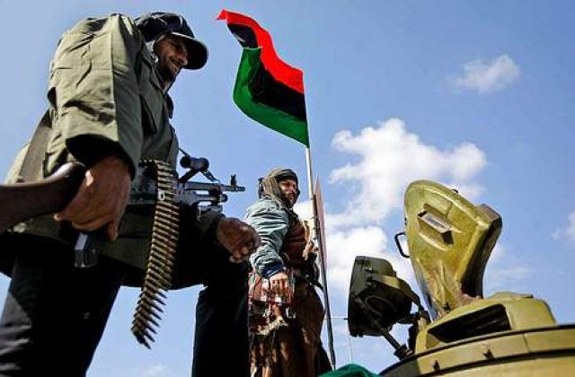 Cine se afla in spatele rebeliunii libiene?