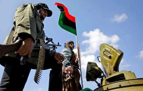 Cine se afla in spatele rebeliunii libiene?