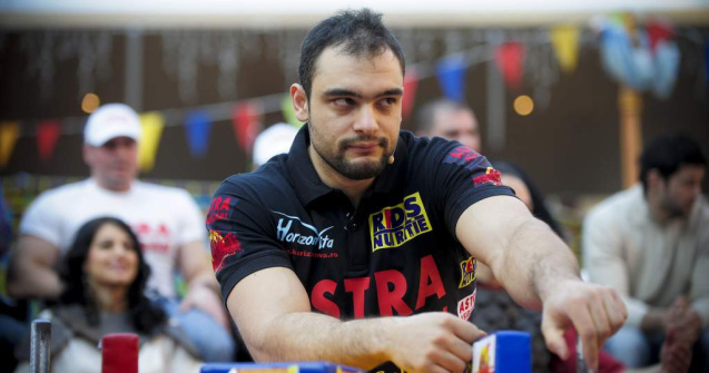 Romanul campion mondial la skanderbeg, acuzat de jaf