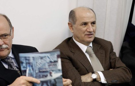 Va juca Rapidul acasa? Copos a dat banii, clubul n-a venit sa semneze