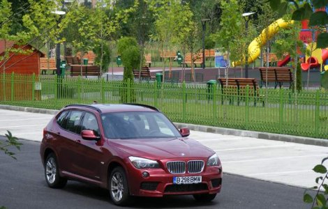 Drive test BMW X1 xDrive28i - De la 6 la 4 cilindri. Si numai avantaje