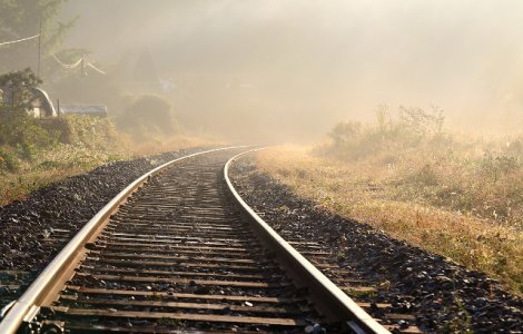 Un barbat a murit dupa ce a fost calcat de un tren in judetul Iasi