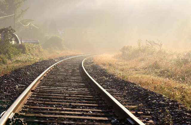 Un barbat a murit dupa ce a fost calcat de un tren in judetul Iasi