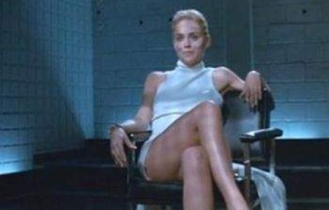 Sharon Stone repeta scena fierbinte din Basic Instinct