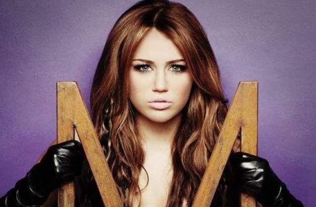 [VIDEO] Miley Cyrus a compus CEL MAI PROST cover din istorie