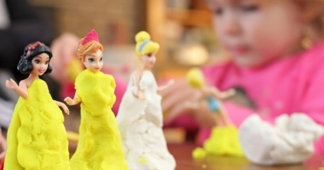 Verificari la o gradinita din Sectorul 3, dupa ce 10 minori au ajuns la spital cu simptome de toxiinfectie alimentara