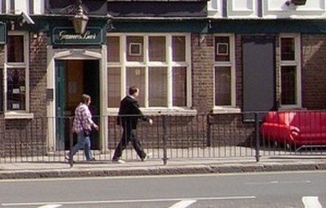 The Sun: Burnt Oak, suburbia londoneza transformata total de imigrantii din Romania