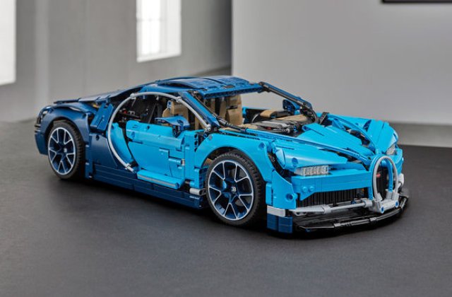 Pentru copilul din tine: Lego a pregatit un Bugatti Chiron din 3.599 de piese