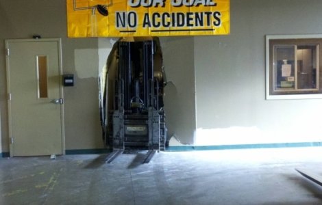  Top  Greu de explicat: 10 imagini ironice care iti vor schimba starea de spirit