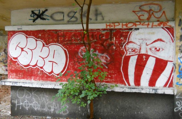 Becali, luat peste picior de patronul lui TSKA: "Eu stau la piscina, nu fac echipa"