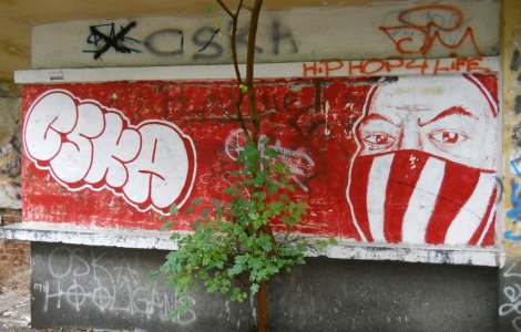 Becali, luat peste picior de patronul lui TSKA: "Eu stau la piscina, nu fac echipa"