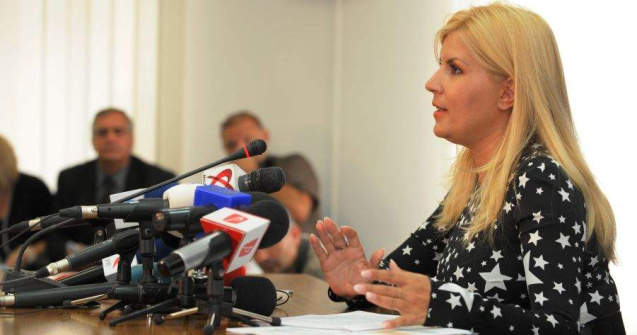 Spectacolul continua: Udrea il ataca iar pe Mazare