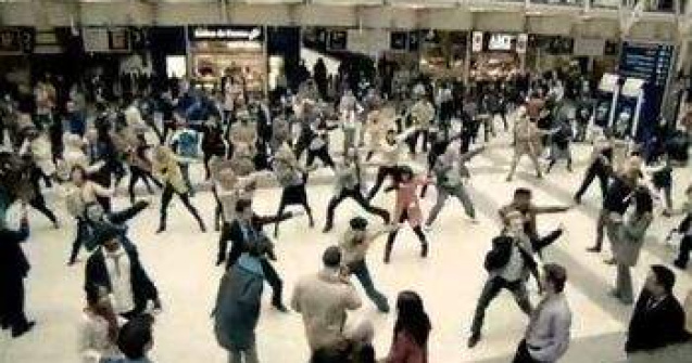 Vrei sa faci parte dintr-o coregrafie Flashmob?