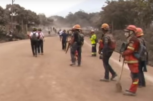 Bilantul victimelor eruptiei unui vulcan activ in Guatemala a crescut la 62 de morti