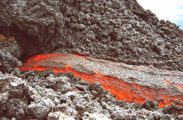 Atentionare de calatorie MAE pentru Guatemala: Consecinte ale Eruptiei Vulcanului de Foc