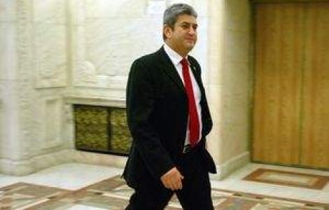 Decapitarea lui Oprea, regizata de grupurile de interese din PSD