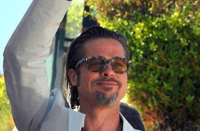 Brad Pitt, erou in presa scotiana