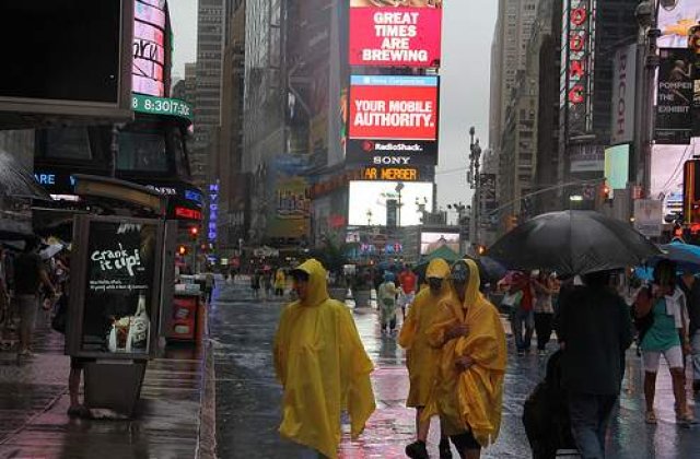 Ce a lasat in urma furtuna Irene: Bilantul victimelor