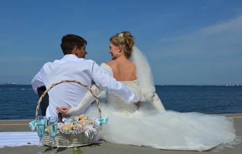  Top  10+ fotografii de nunta care arata ca pentru a fi fericit nu e nevoie de un eveniment fastuos