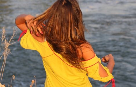  Top  Remedii naturiste pentru arsurile solare: 10 tratamente eficiente