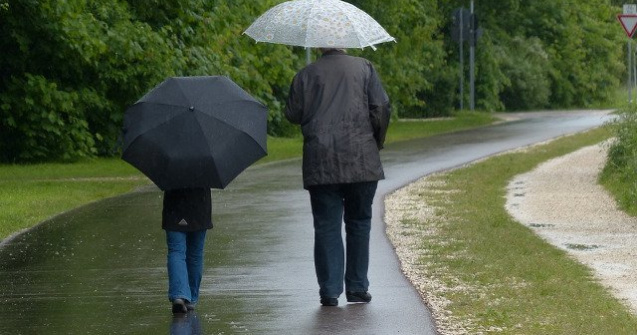 Cod galben de vijelii pentru cinci judete, de astazi de la ora 18.00. Cum va fi vremea maine