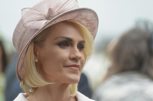 Consilierul PNL Ciprian Ciucu: Gabriela Firea a adus moaste la Primaria Capitalei