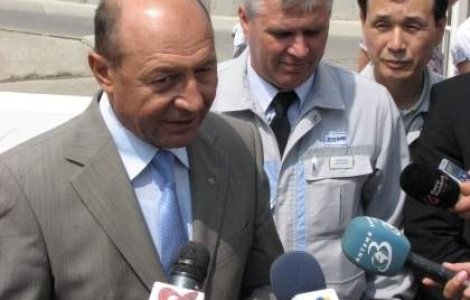 Basescu vrea desecretizarea contractului pentru Rosia Montana