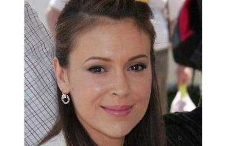 Alyssa Milano a devenit mamica