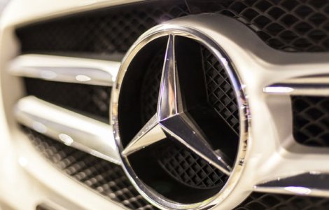 Decizia autoritatilor germane in cazul emisiilor diesel Mercedes: 774.000 de vehicule din Europa vor fi chemate in service pentru actualizarea softului motoarelor