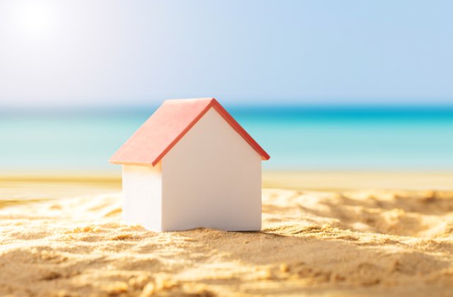 Cat costa sa-ti cumperi un apartament la mare