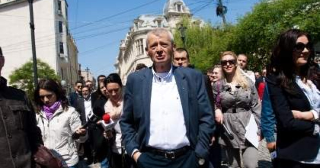 Alegeri 2012: Ce s-a decis Oprescu?