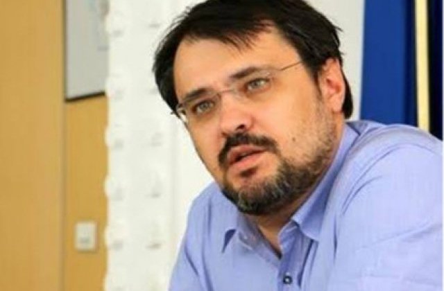 Cristian Ghinea (USR): Exclus orice asociere cu Tariceanu si ALDE